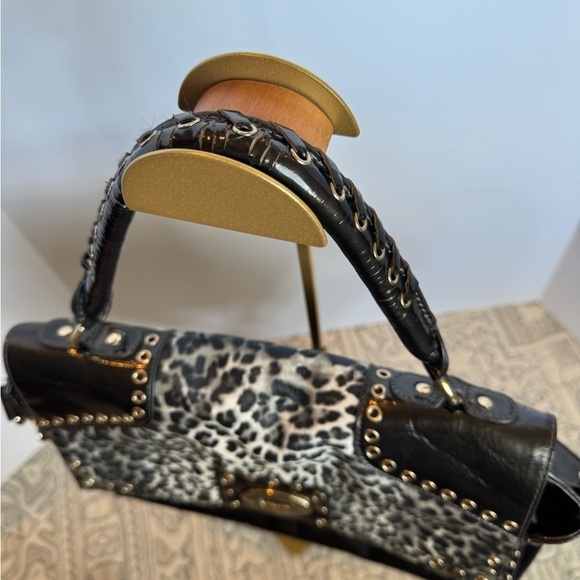 BEBE Large Handbag Leopard Grommet in Black and gray and gold - Picture 8 of 11